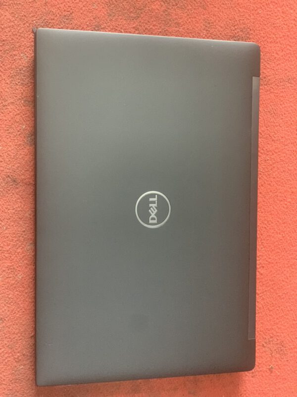 Dell Latitude 7490